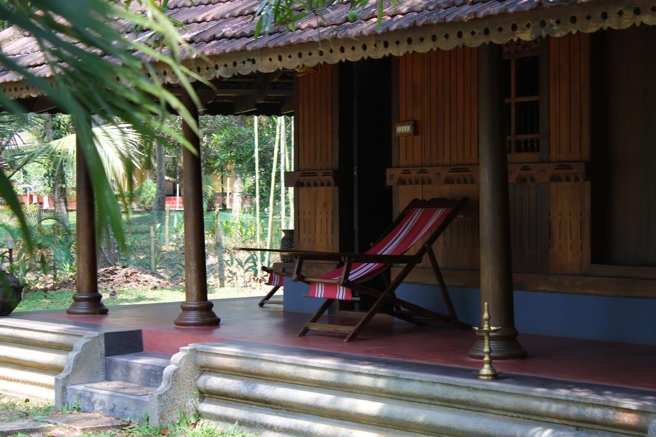 Palathra Heritage Mararikulam Esterno foto