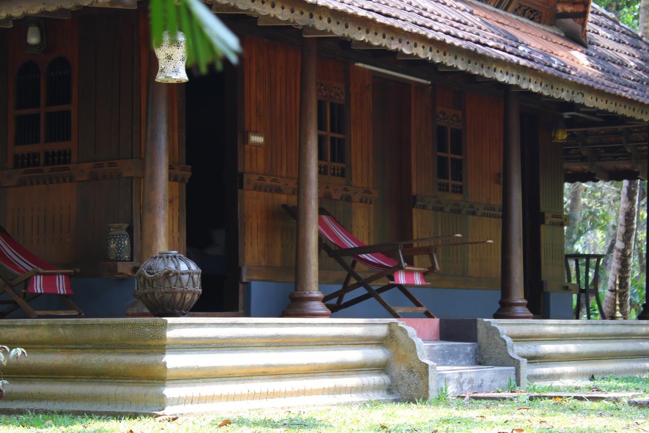 Palathra Heritage Mararikulam Esterno foto